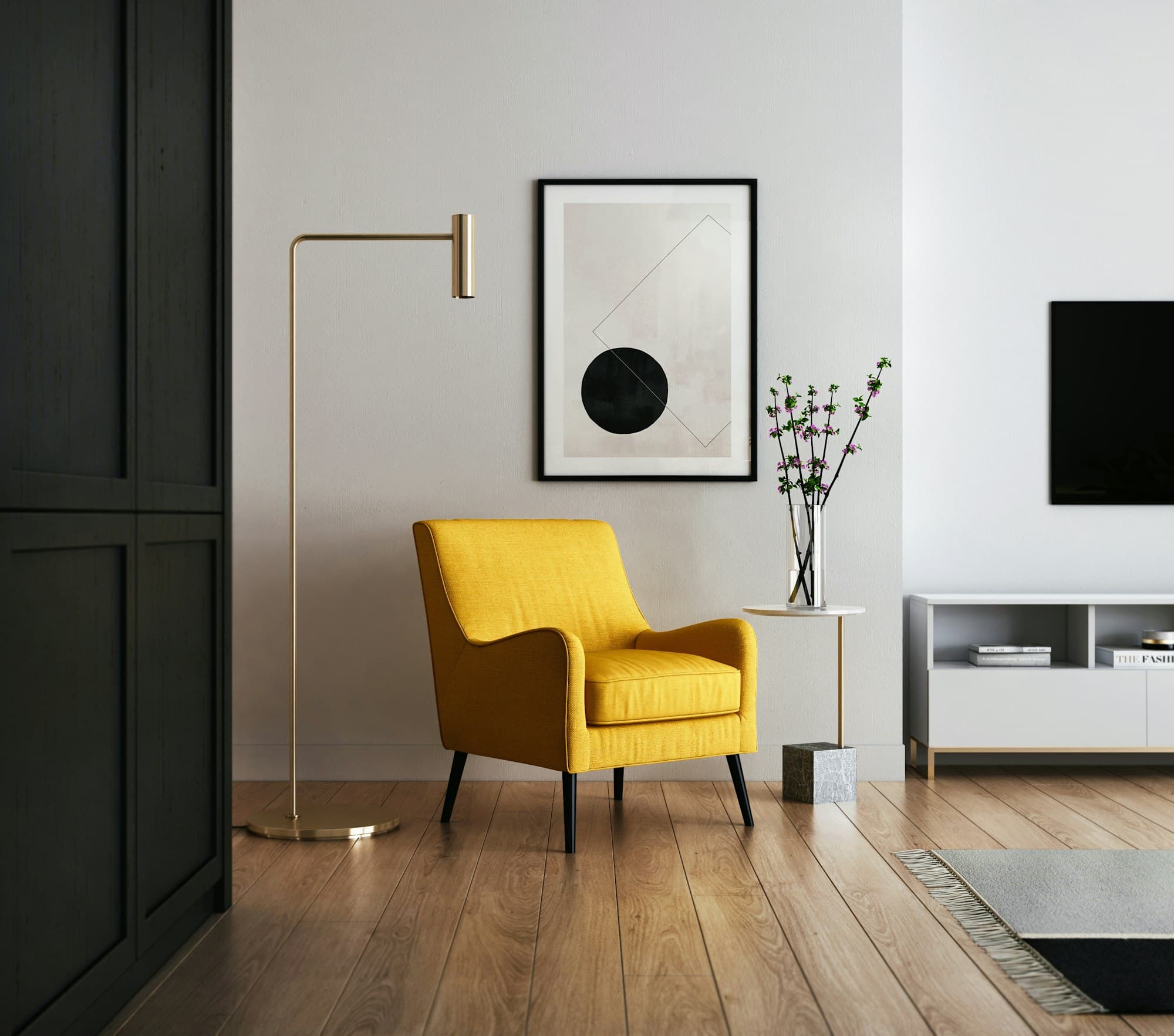 Gele tweedehands fauteuil in een licht interieur