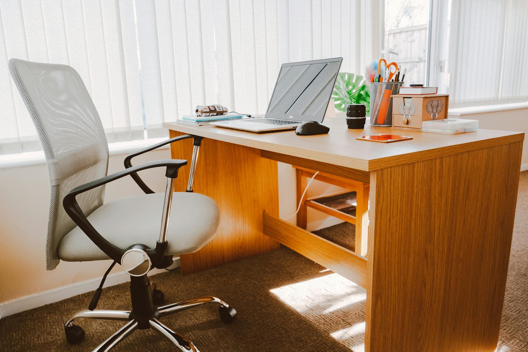 Ergonomische zwarte bureaustoel
